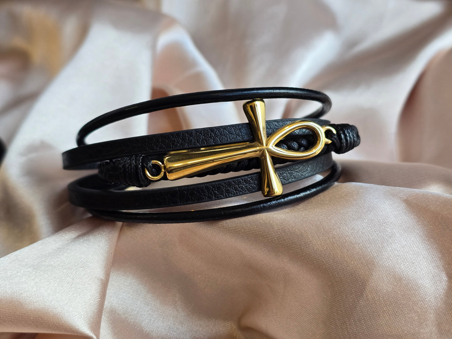 Bracelet simili cuir "croix d'Ankh"