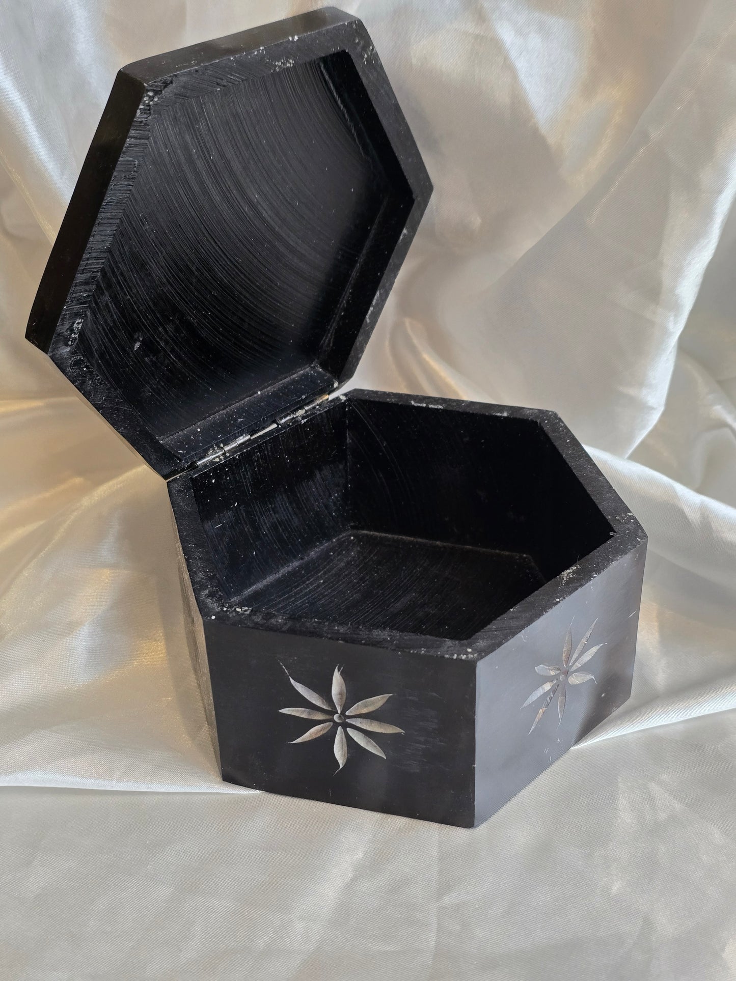 Boîte fleur de vie en pierre saponite