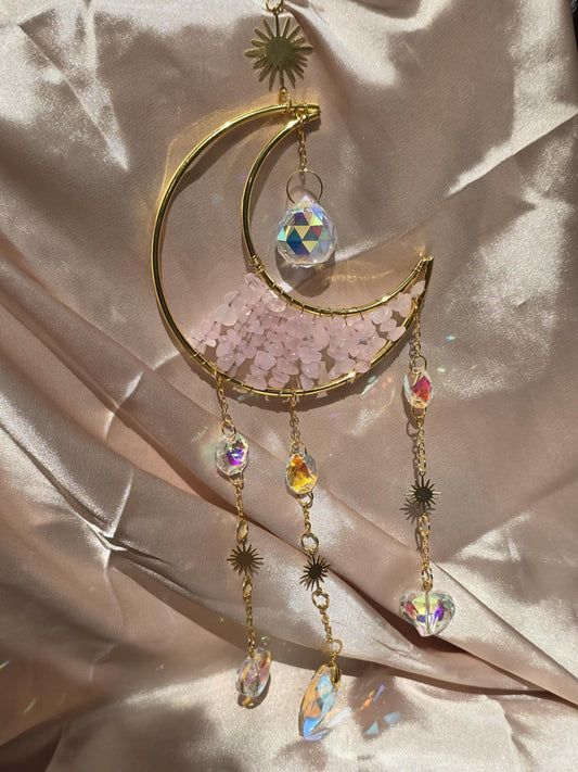 Mobile en Quartz Rose avec Lune, Cœur et Cristal 47cm