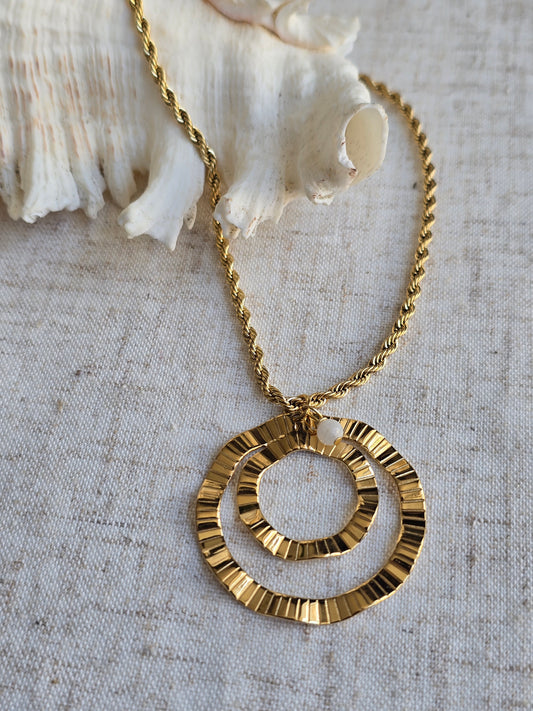 Collier orbe pierre naturelle