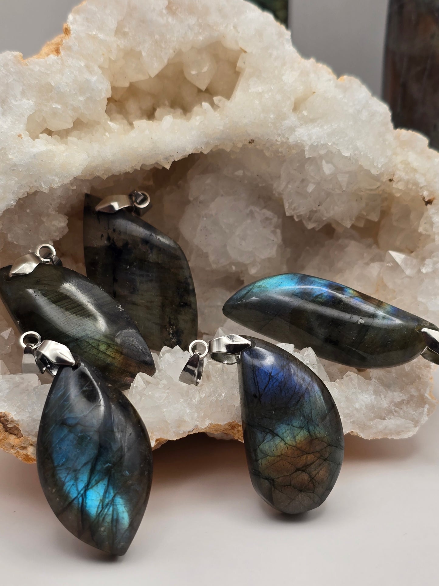 Pendentif labradorite sur chaine