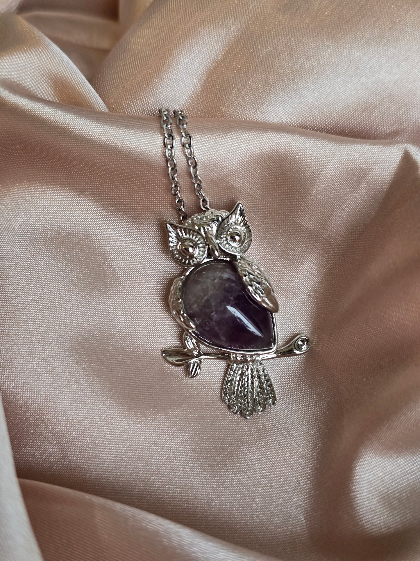 Collier en acier inoxydable avec hiboux en pierre naturelle