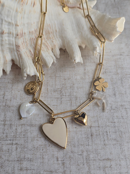 Collier blanc breloque cœur