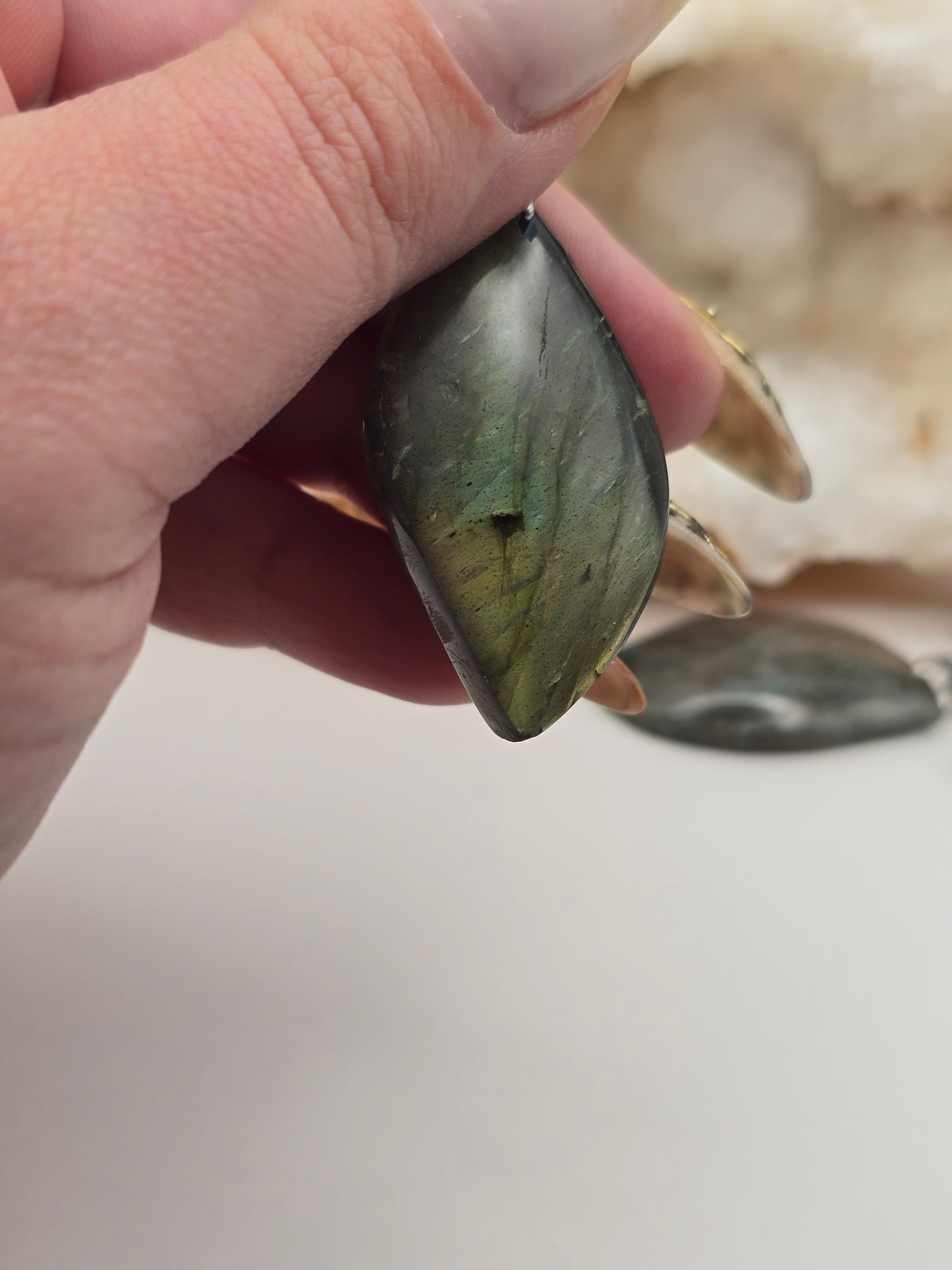 Pendentif labradorite sur chaine