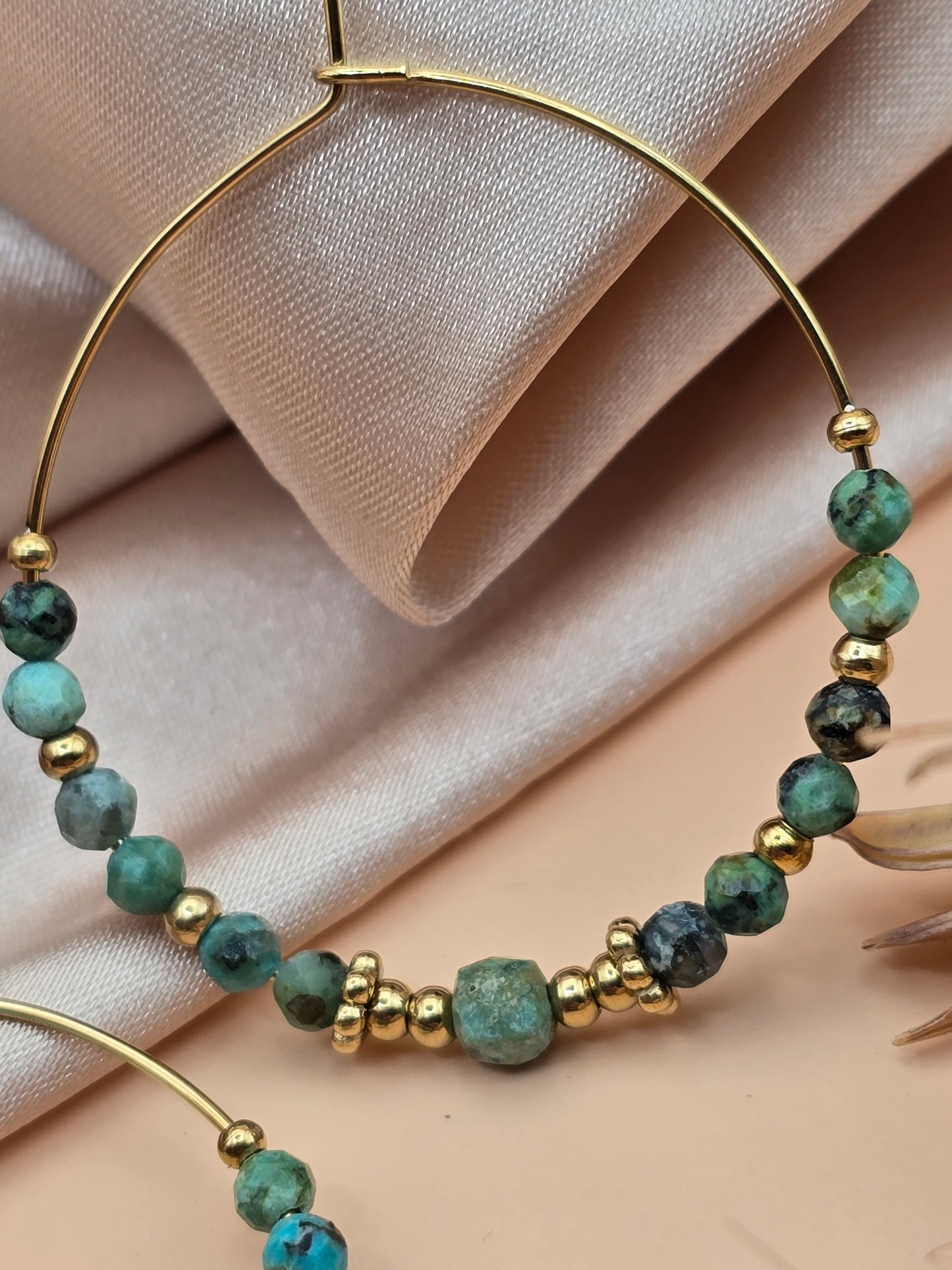 Créoles en Turquoise Africaine – Doré