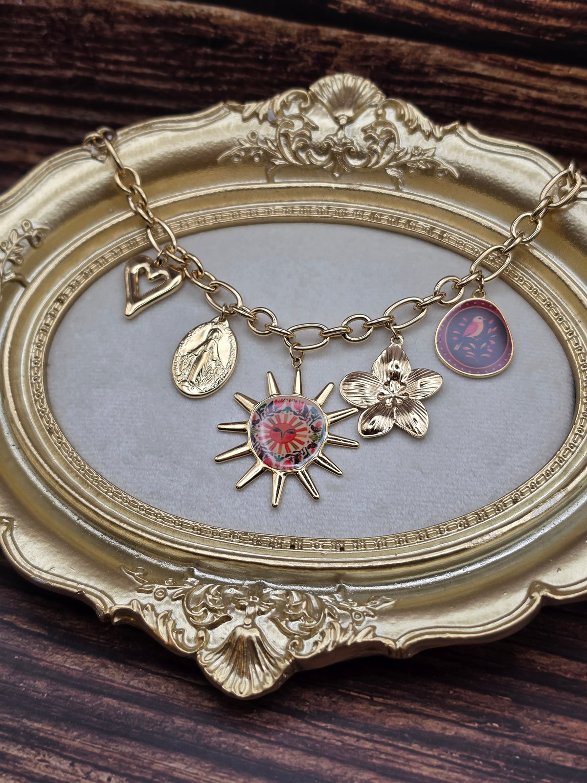 ☀️ Collier Solaria – Médaille Miraculeuse