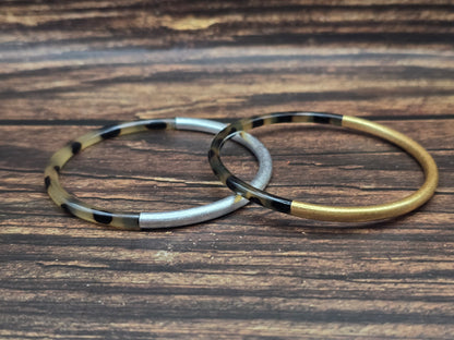 Bracelet fin en corne de buffle véritable – Léopard & feuille d’or ou d'argent