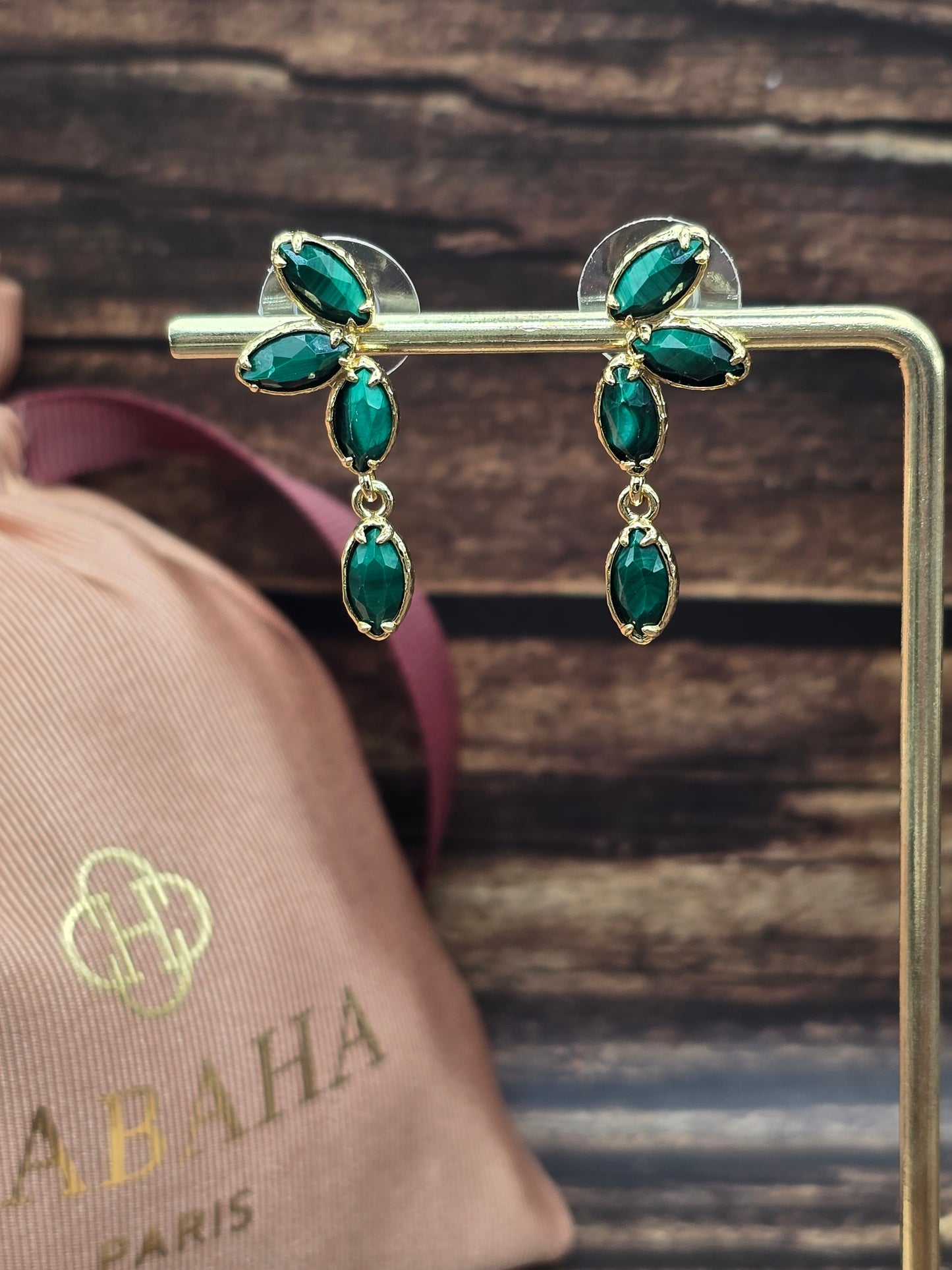 Boucles d’oreilles " Émeraude Mystique "