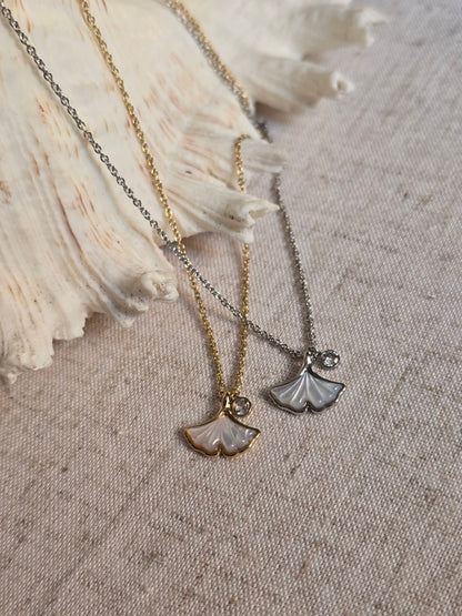 Collier Feuille de Ginkgo – Acier inoxydable