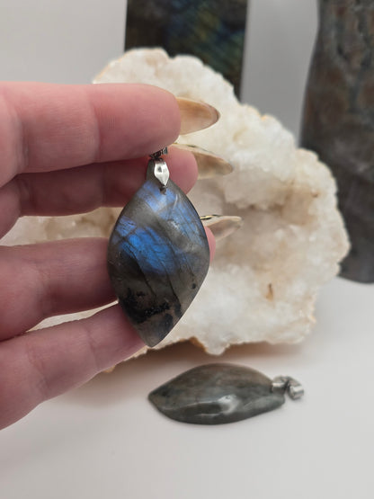 Pendentif labradorite sur chaine