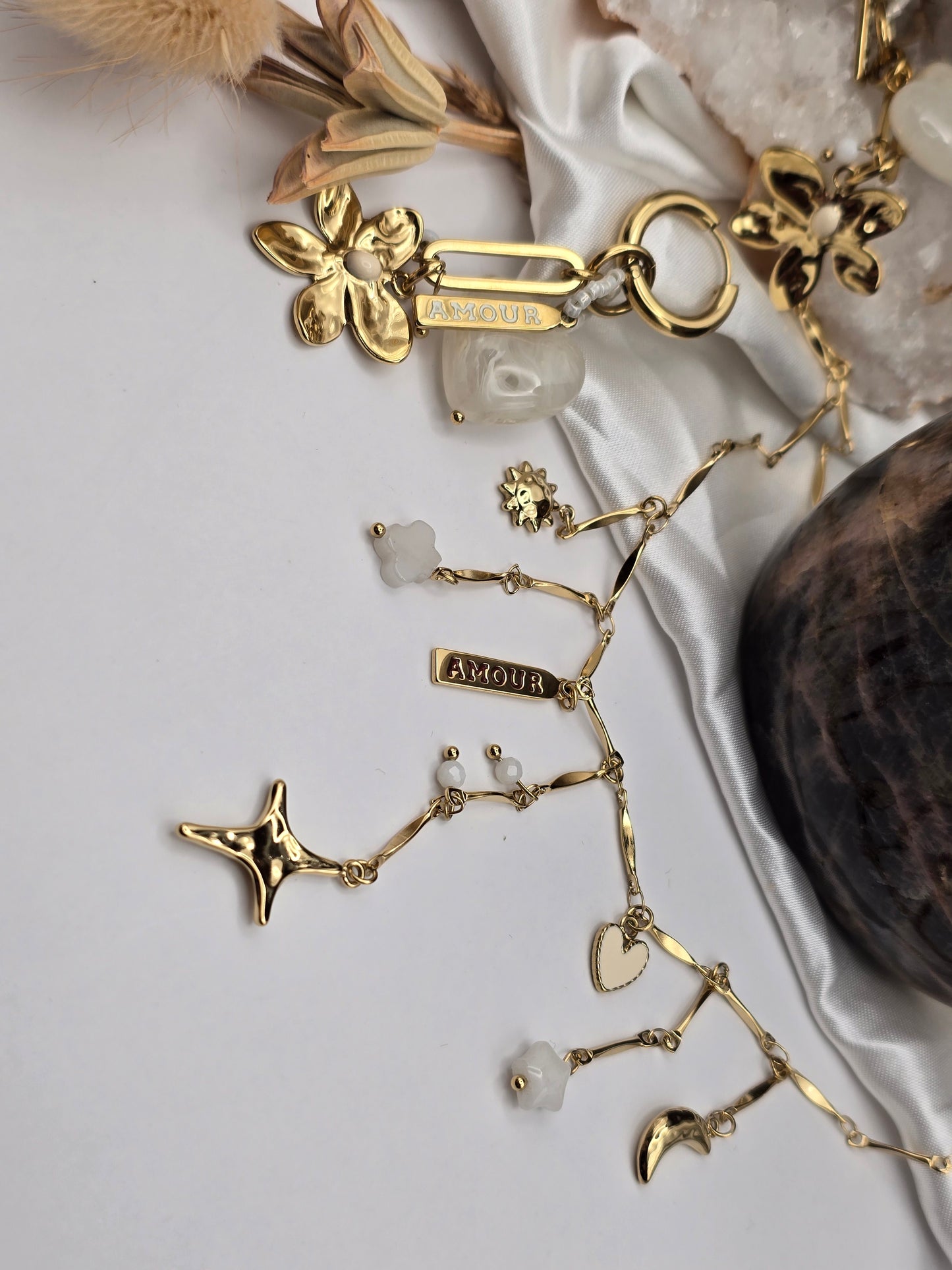 Collier Cascade Étoilée – Acier inoxydable