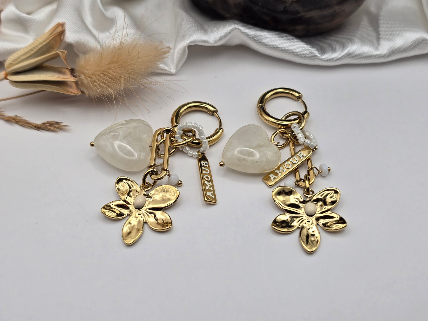 Boucles d’oreilles “Amour & Fleur” – Deux modèles