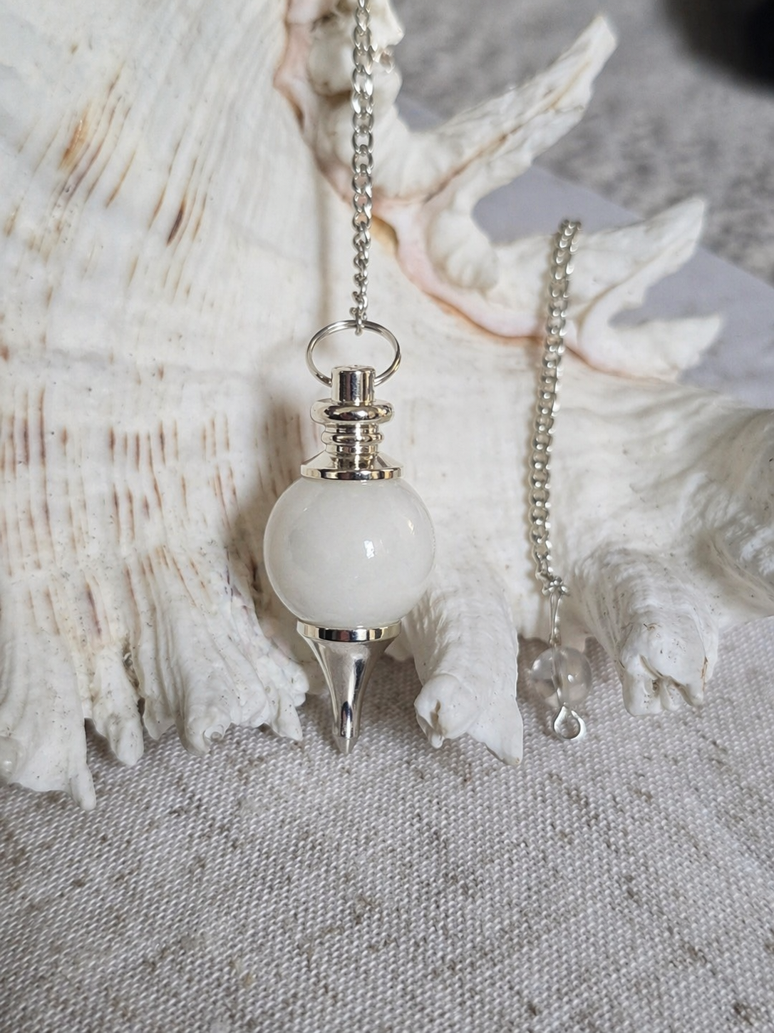 Pendule divinatoire