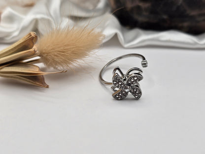 Bague anti stress " Fleur "