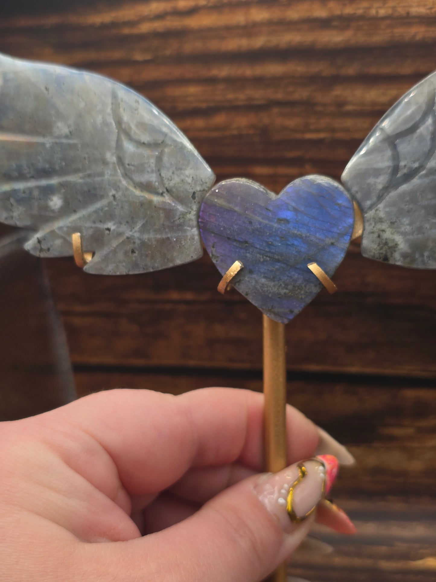 Ailes & Cœur en Labradorite sur Socle