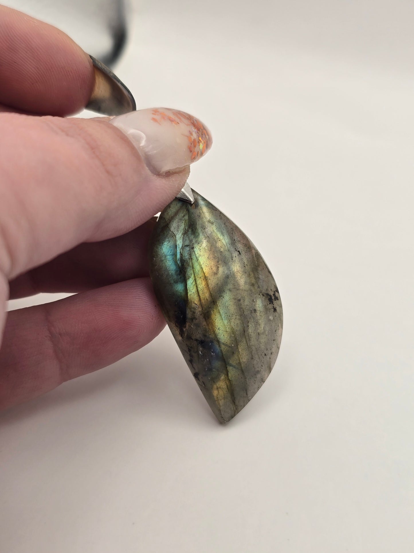 Pendentif labradorite sur chaine