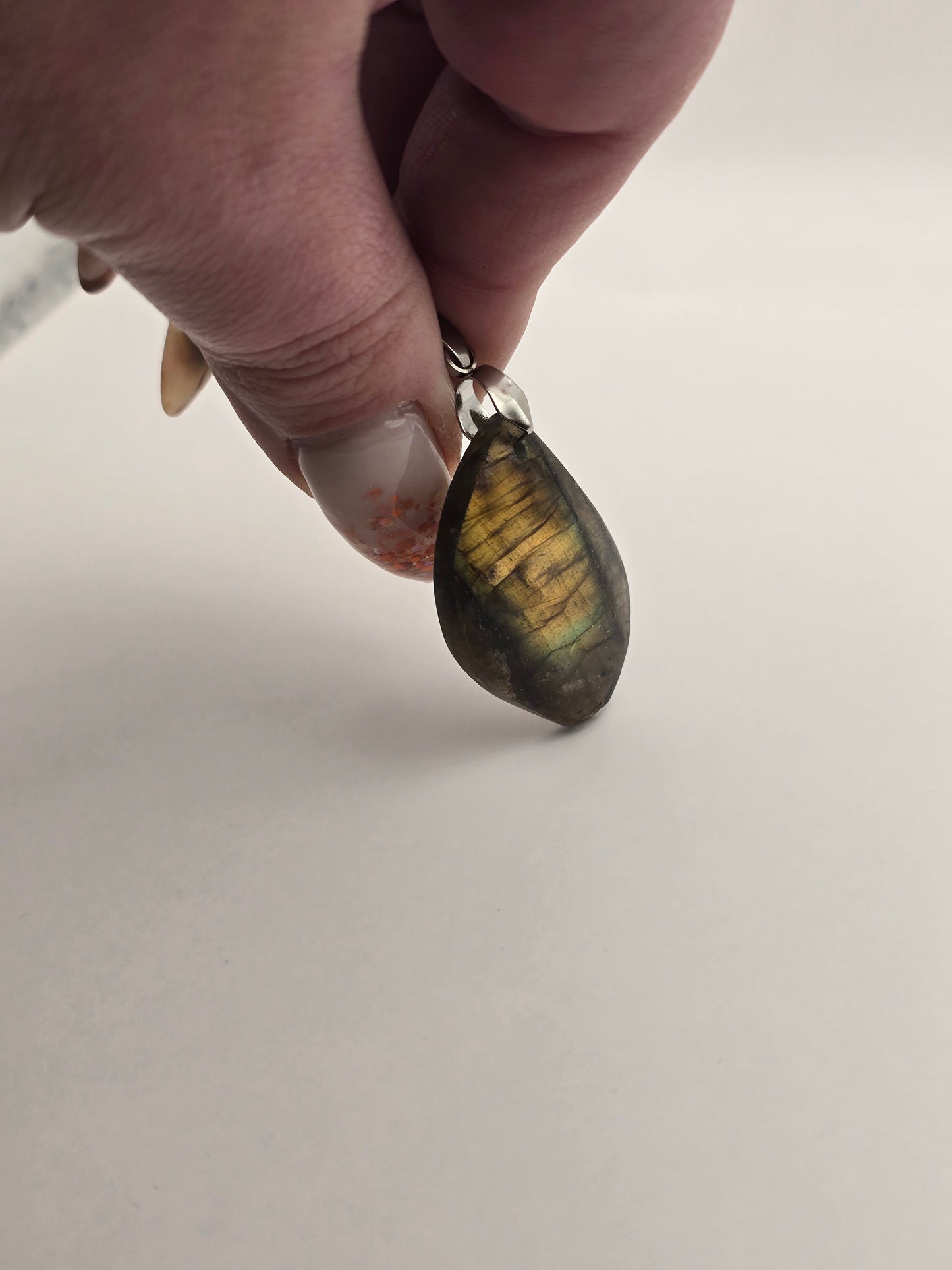 Pendentif labradorite sur chaine