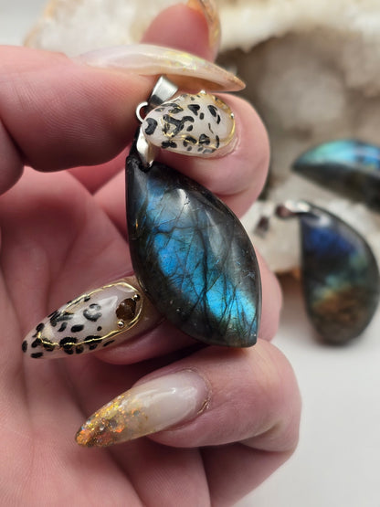 Pendentif labradorite sur chaine