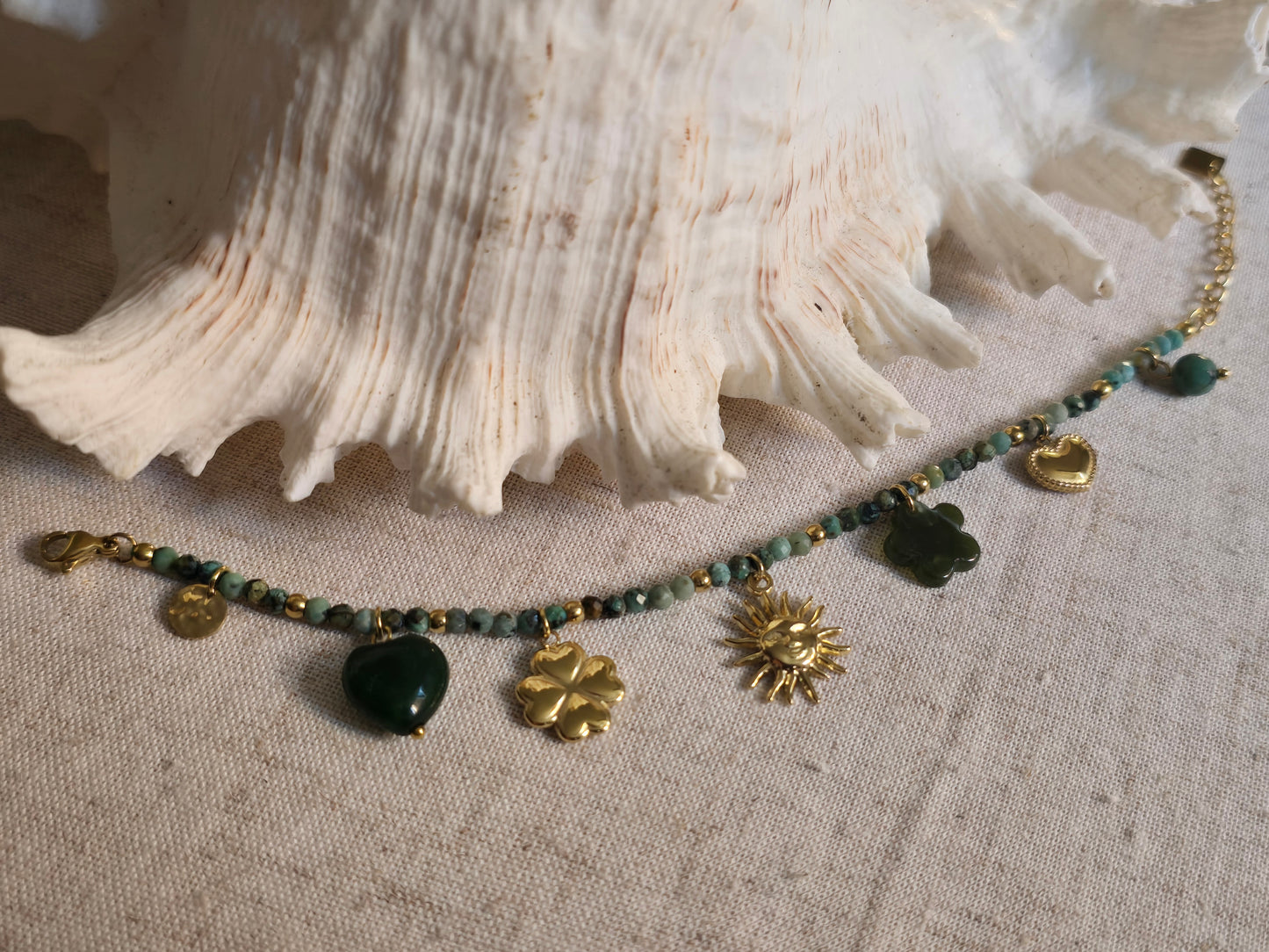Bracelet Turquoise Africaine & Breloques –
