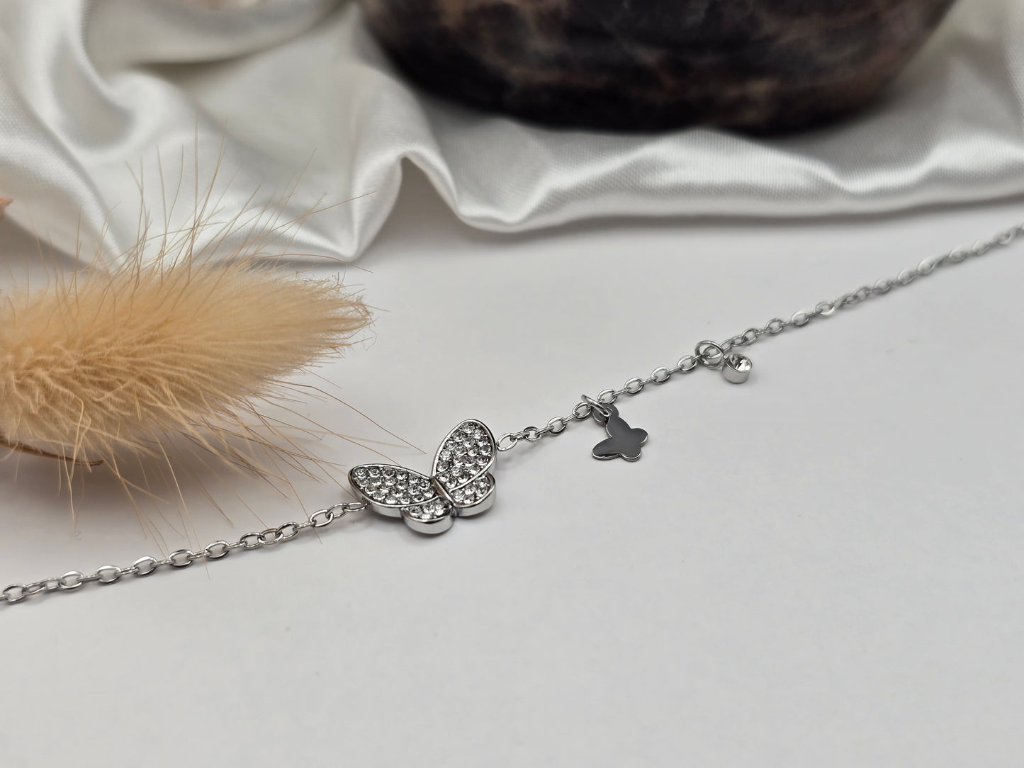 Bracelet “Papillon Étincelant” – Doré ou Argenté