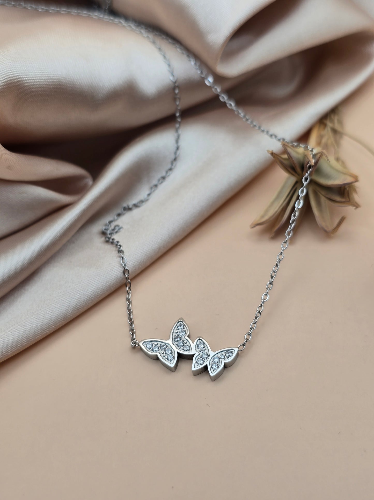 Collier duo papillon