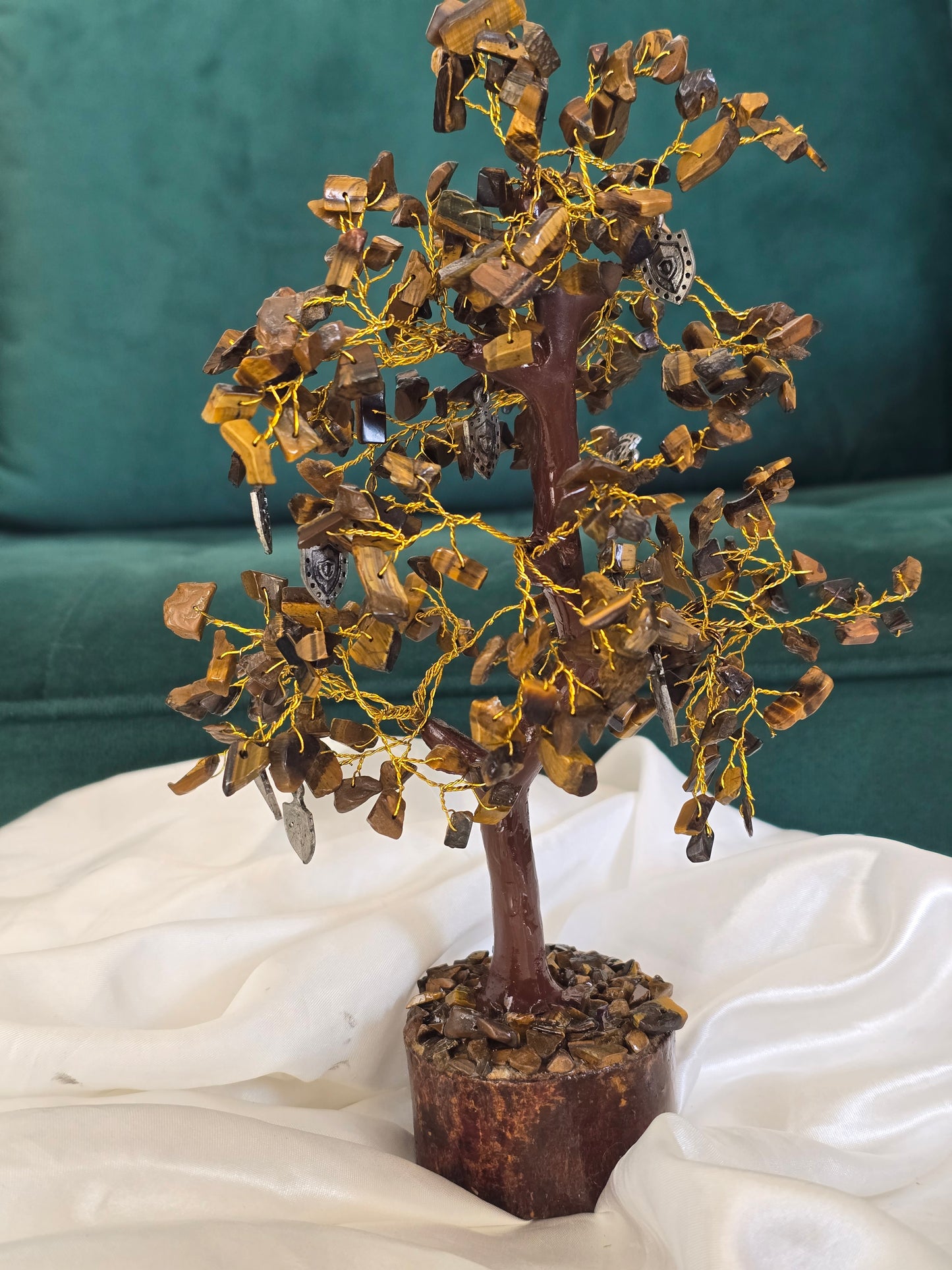 Arbre du bonheur en Œil de tigre – Symboles bouclier – 300 pièces 🛡️🤎