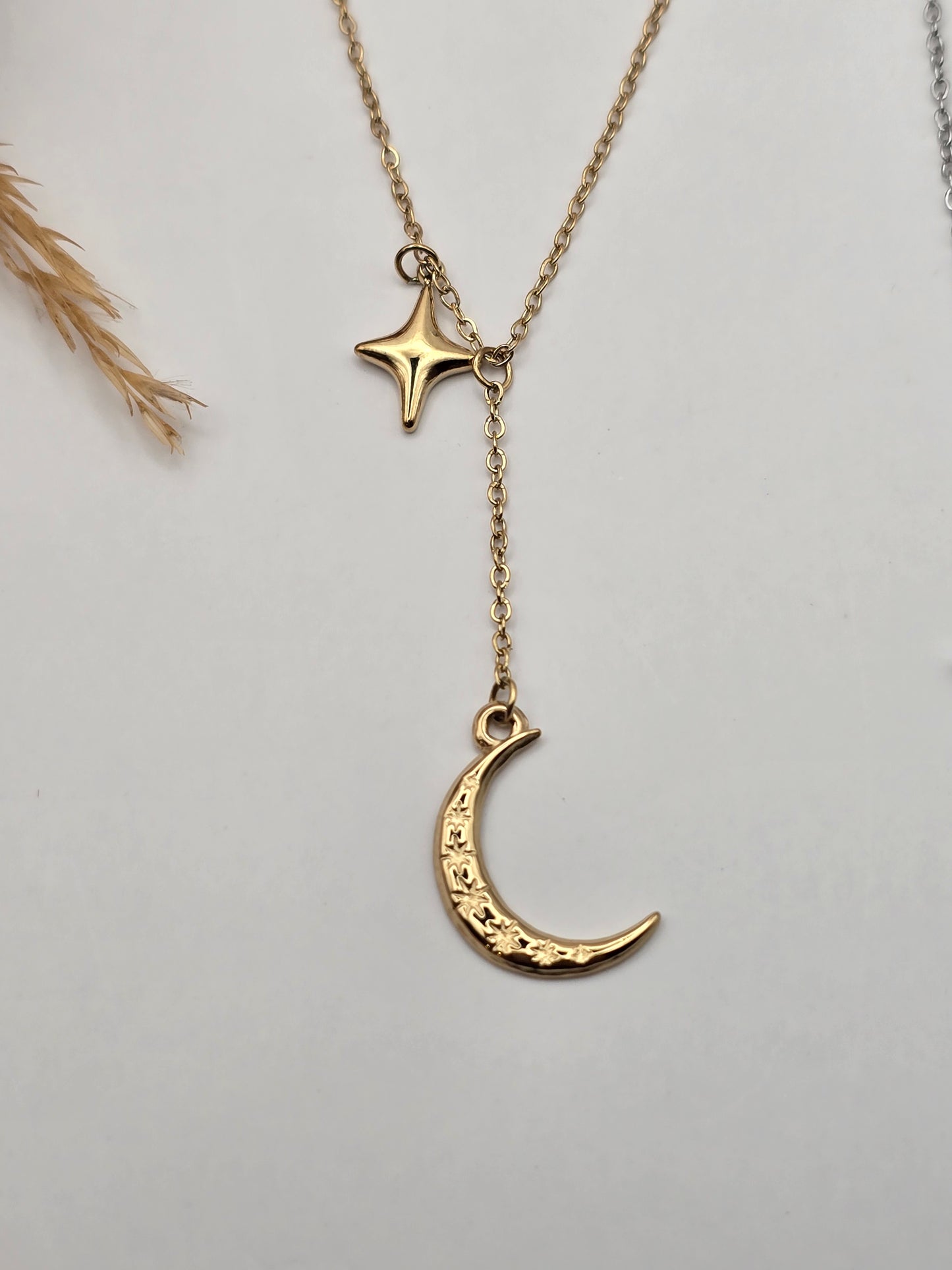 Collier Astra