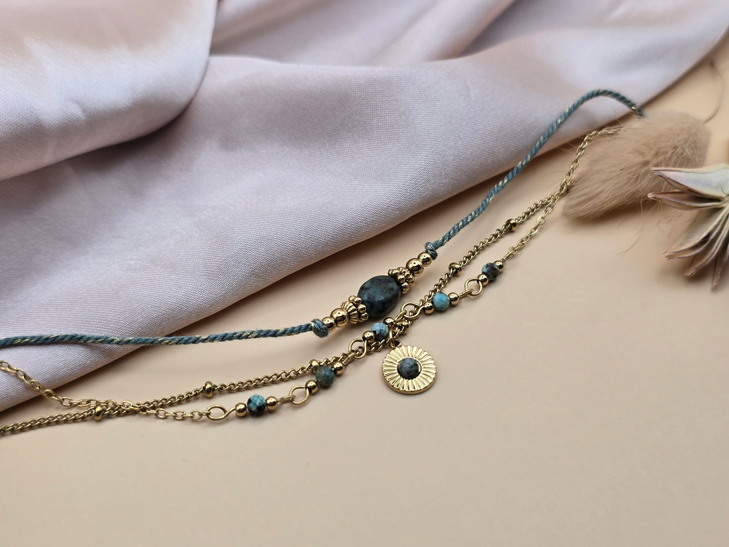 ✨ Bracelets énergétiques en pierres naturelles – Élégance & protection